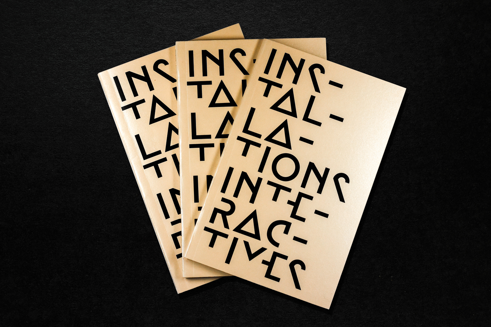 Installations interactives mémoire (master), édition, image 1, 2019, Sybille Clemente, designer graphique.